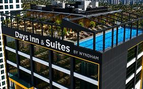 Days Inn&Suites by Wyndham Istanbul